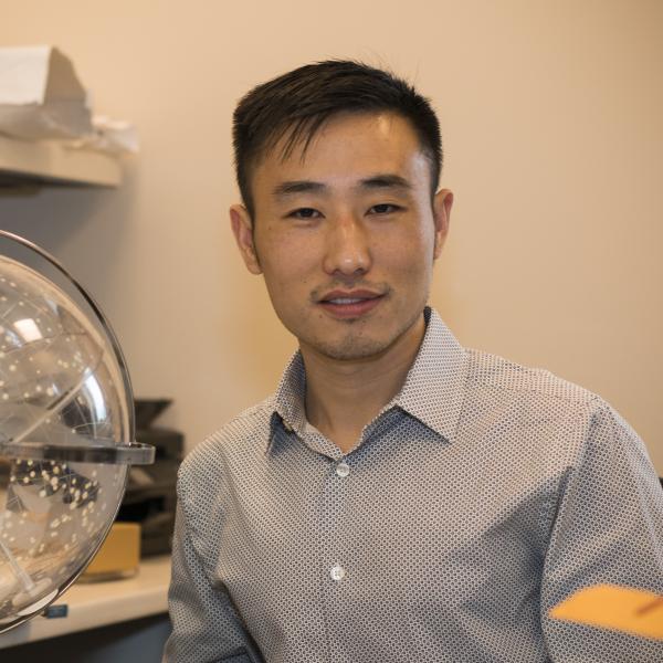 Wang receives grant to study volatiles in early solar system