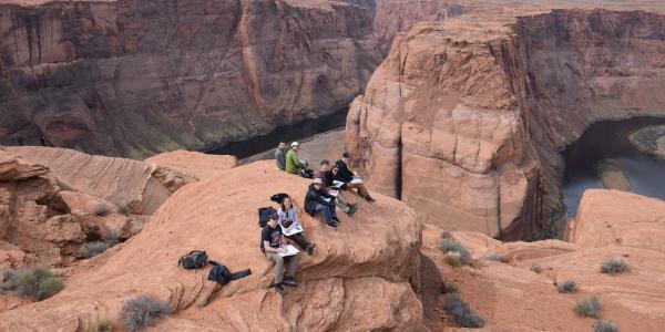 Students working on their maps at Horseshoe Bend, AZ. Photo credit: Phil Skemer